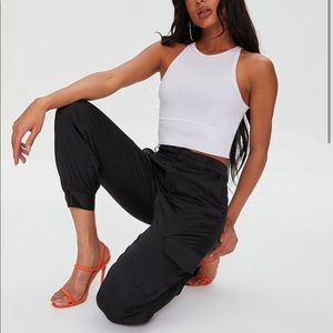 NWT- F21 Cargo Joggers High Rise